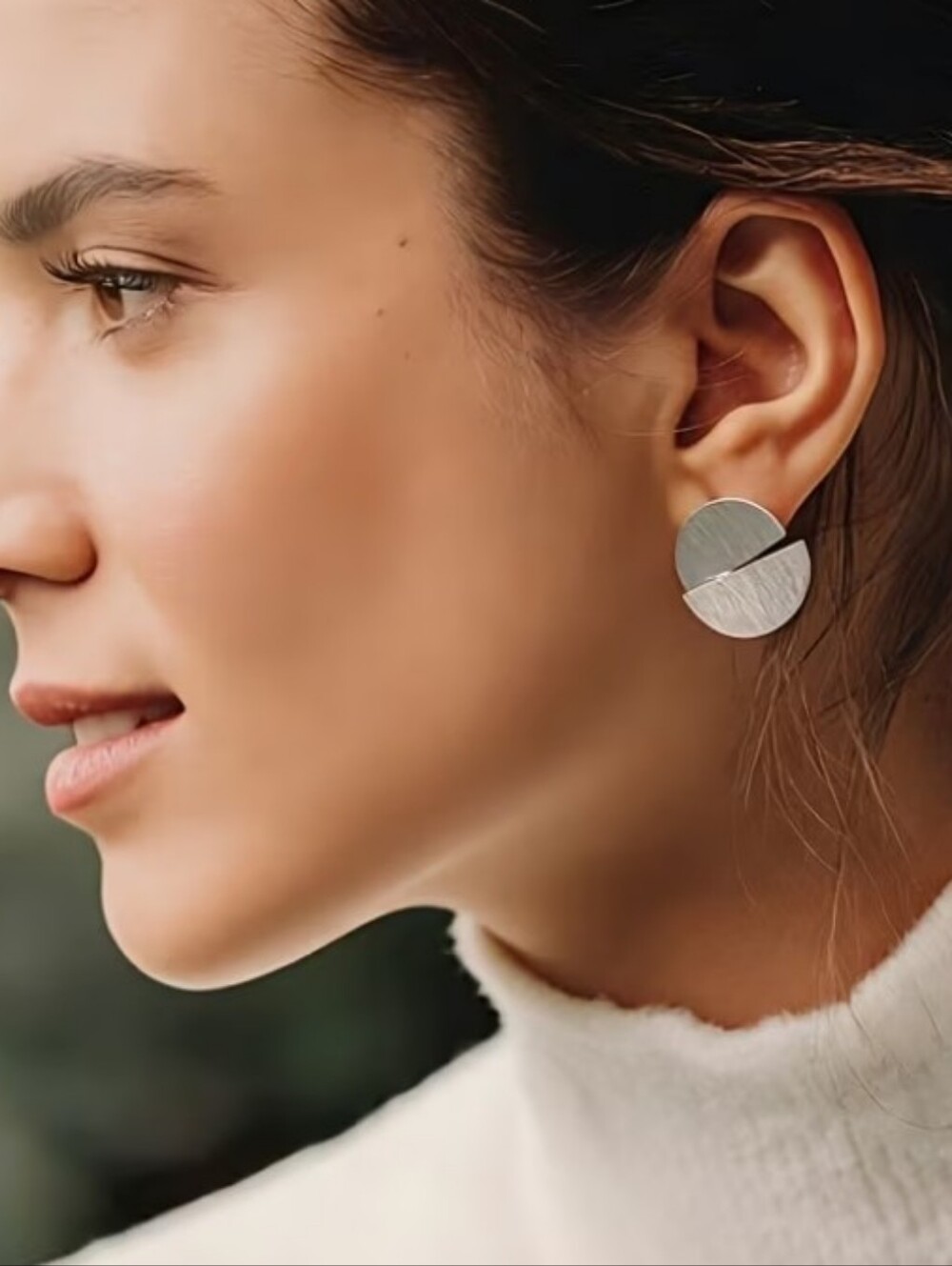 NEW! Minimalist Silver Brushed Disc Stud Earrings - Women Jewelry